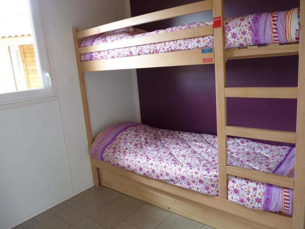 Rev'ôthijol Vacances Saint Alban Auriolles Chambre photo