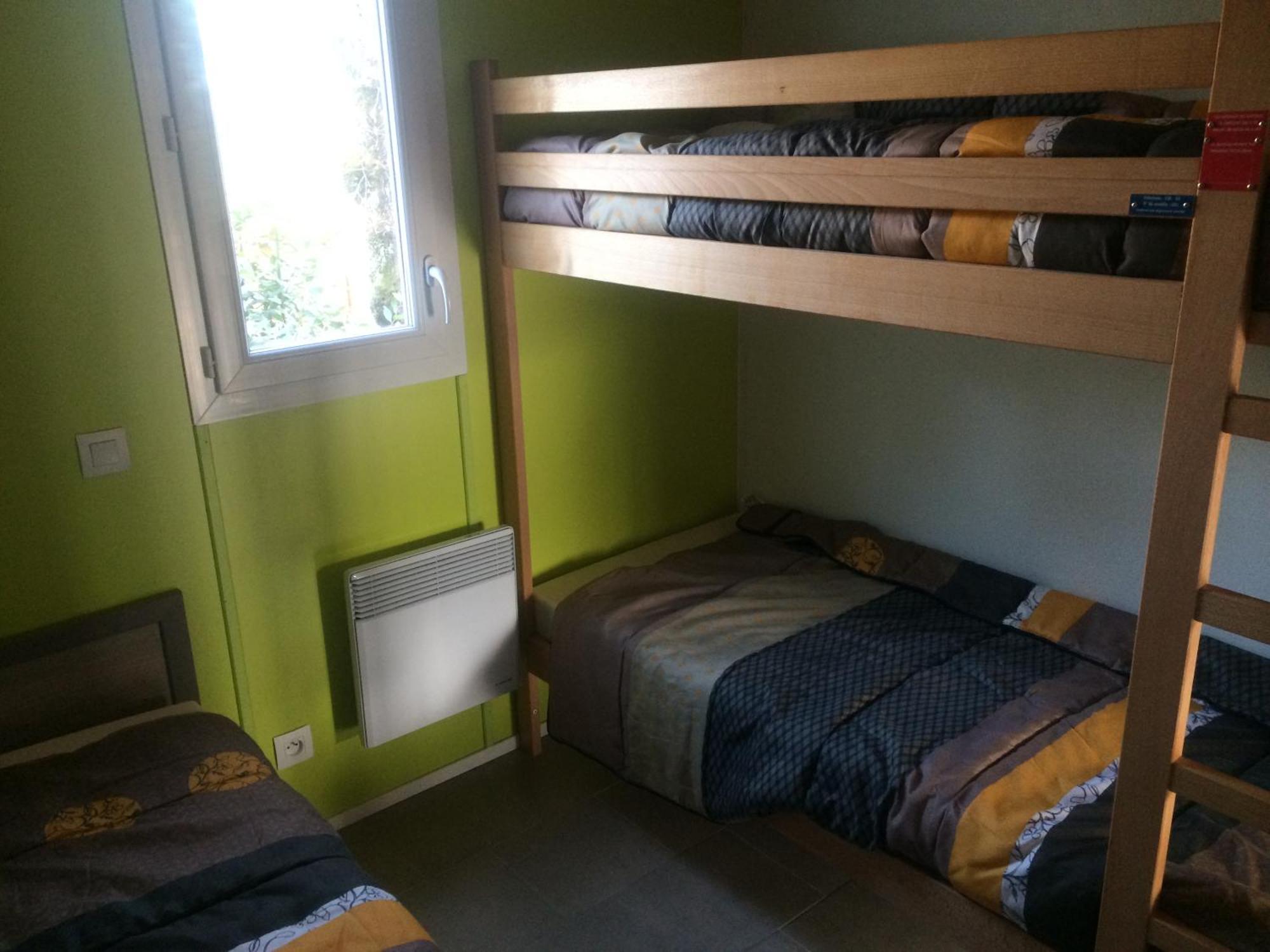 Rev'ôthijol Vacances Saint Alban Auriolles Chambre photo