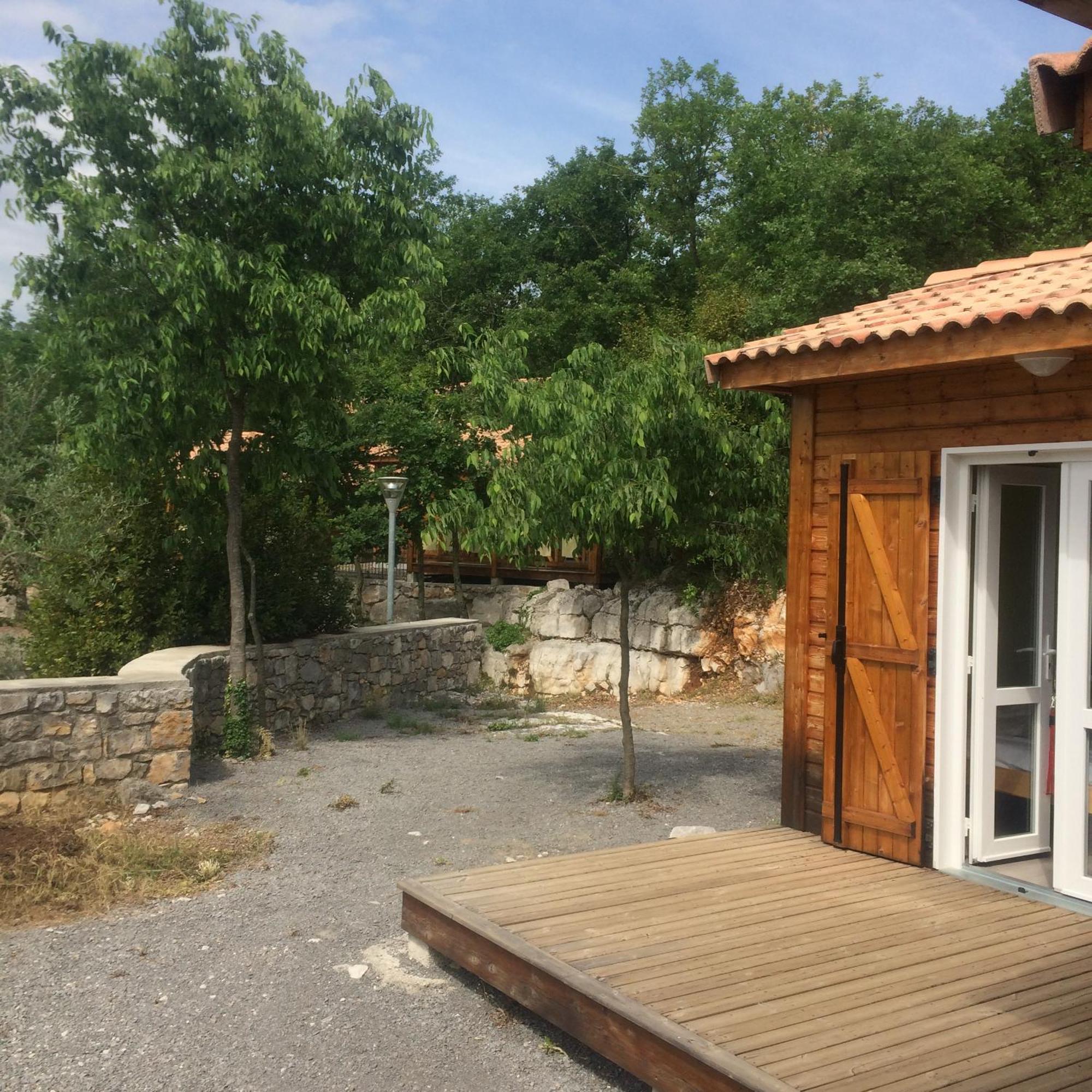 Rev'ôthijol Vacances Saint Alban Auriolles Chambre photo